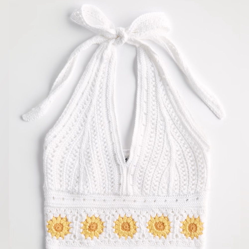 Hollister Crochet Crop Halter top size XS - white